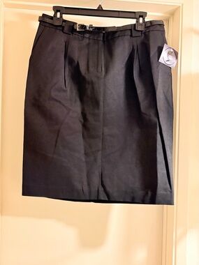 Apostrophe Black Pencil Skirt with Slim Belt